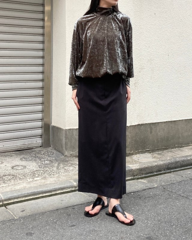 【24AW】ルナーベロアモックトップ